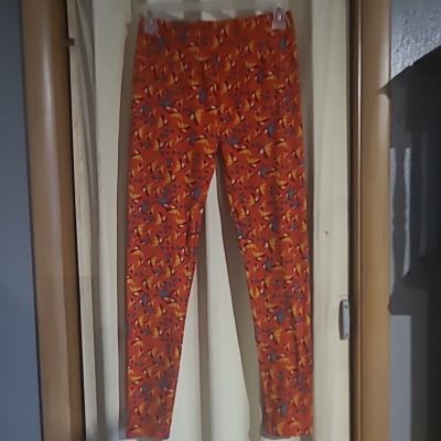 lularoe leggings os Red With Butterfly Print